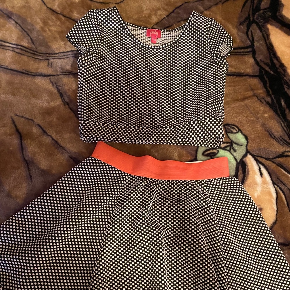 Skirt set